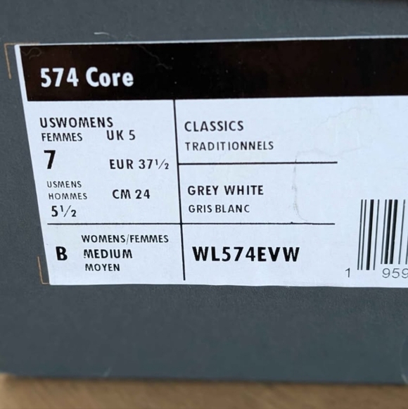 NWT New Balance 574 Women's Beige and White Sneakers - Picture 4 of 4